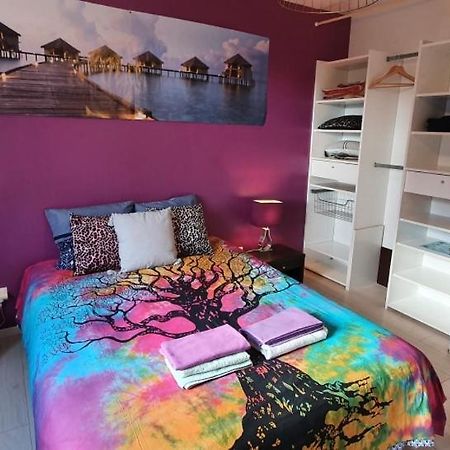 1 Chambre Privative Avec Bureau Et Cuisine Dans Maison 105 M2 Montfaucon Montfaucon  ภายนอก รูปภาพ